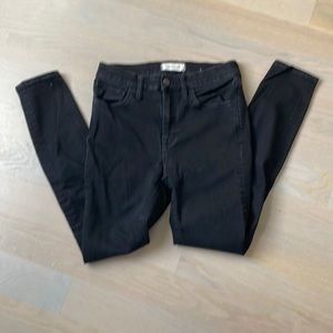 EUC Madewell Roadtripper skinny jeans